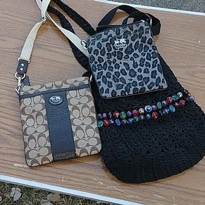 Nice purses for 15 each or 25 for all